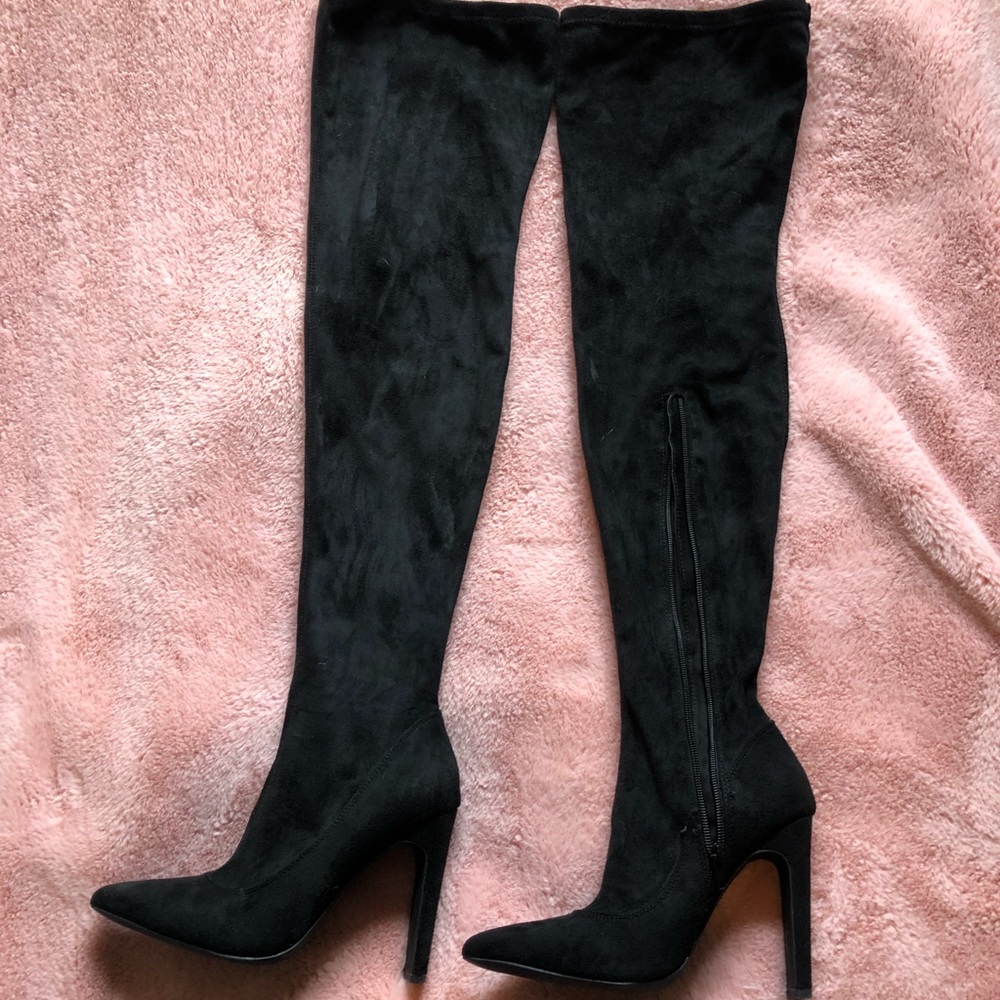 Thigh high black velvety boots